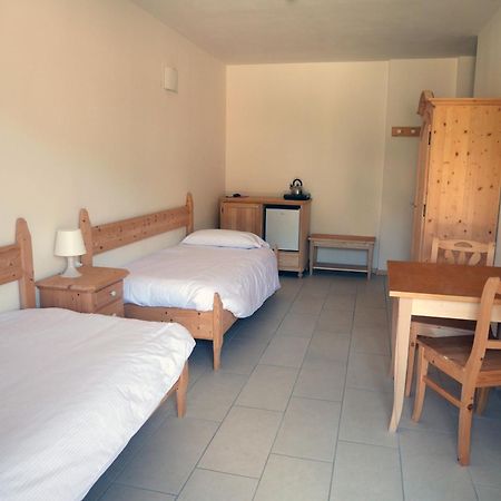 פולגריה Hotel Elbele Garni חדר תמונה