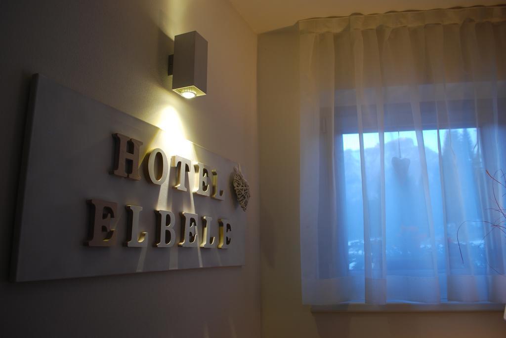 פולגריה Hotel Elbele Garni מראה חיצוני תמונה